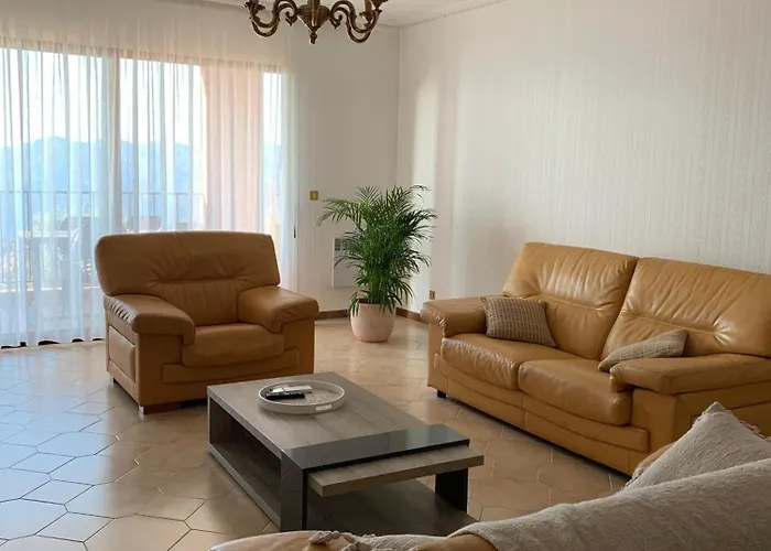 Spacieux Avec Vue Appartement *